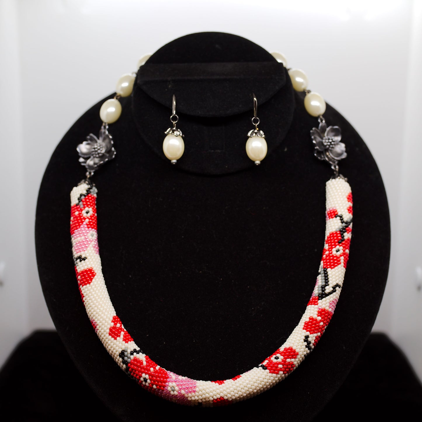 Sakura Elegance Necklace Set
