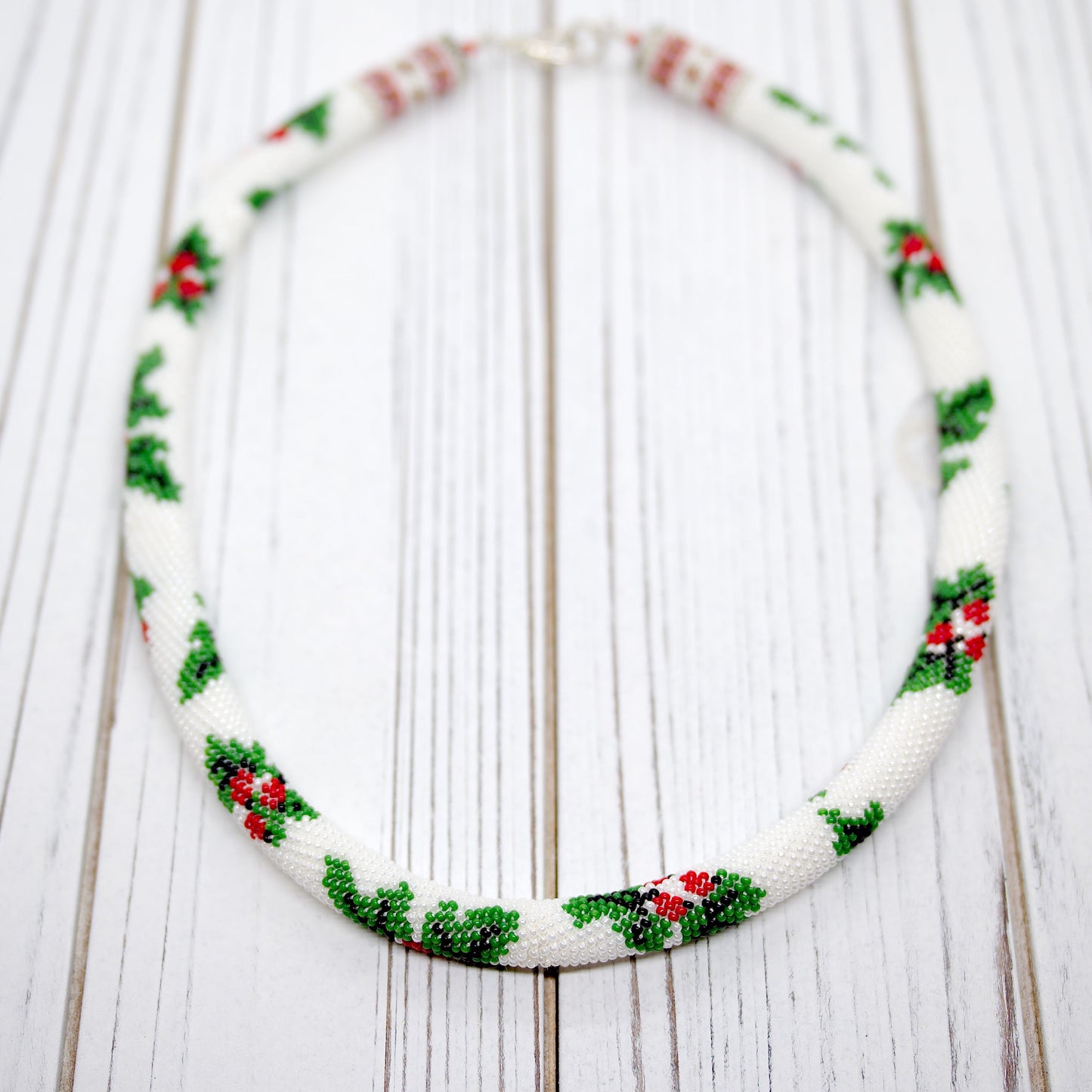 Holly Jolly Necklace Set