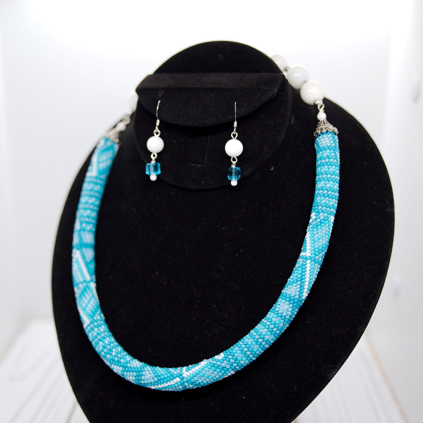 Angular Attraction Necklace Set