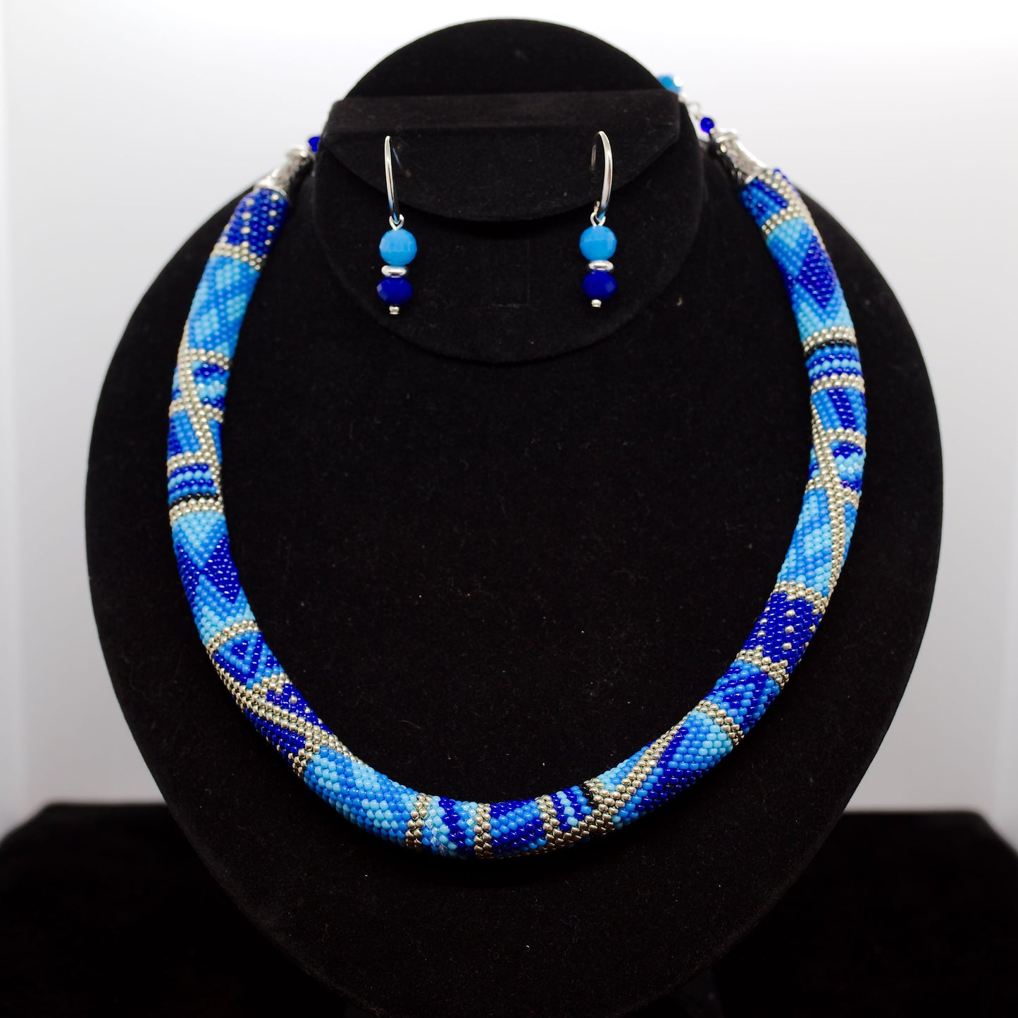 Blue Horizon Necklace Set