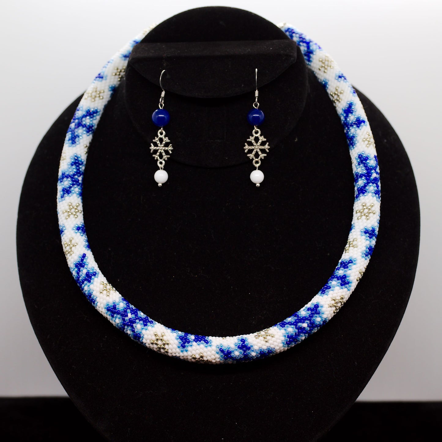 Snowflake Sparkle Necklace Set