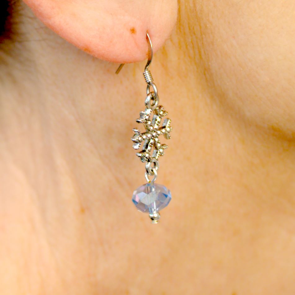 Midnight Snow Necklace Set