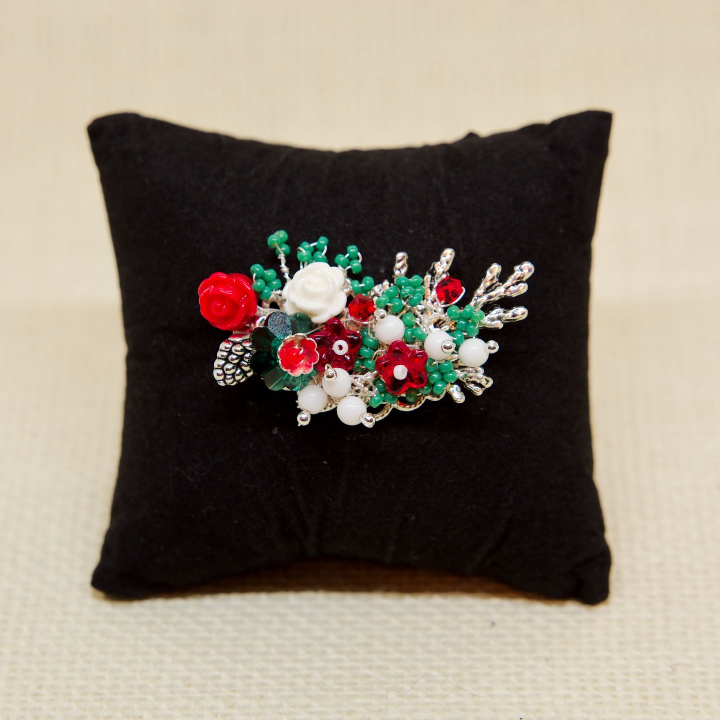 Deck the Halls Brooch