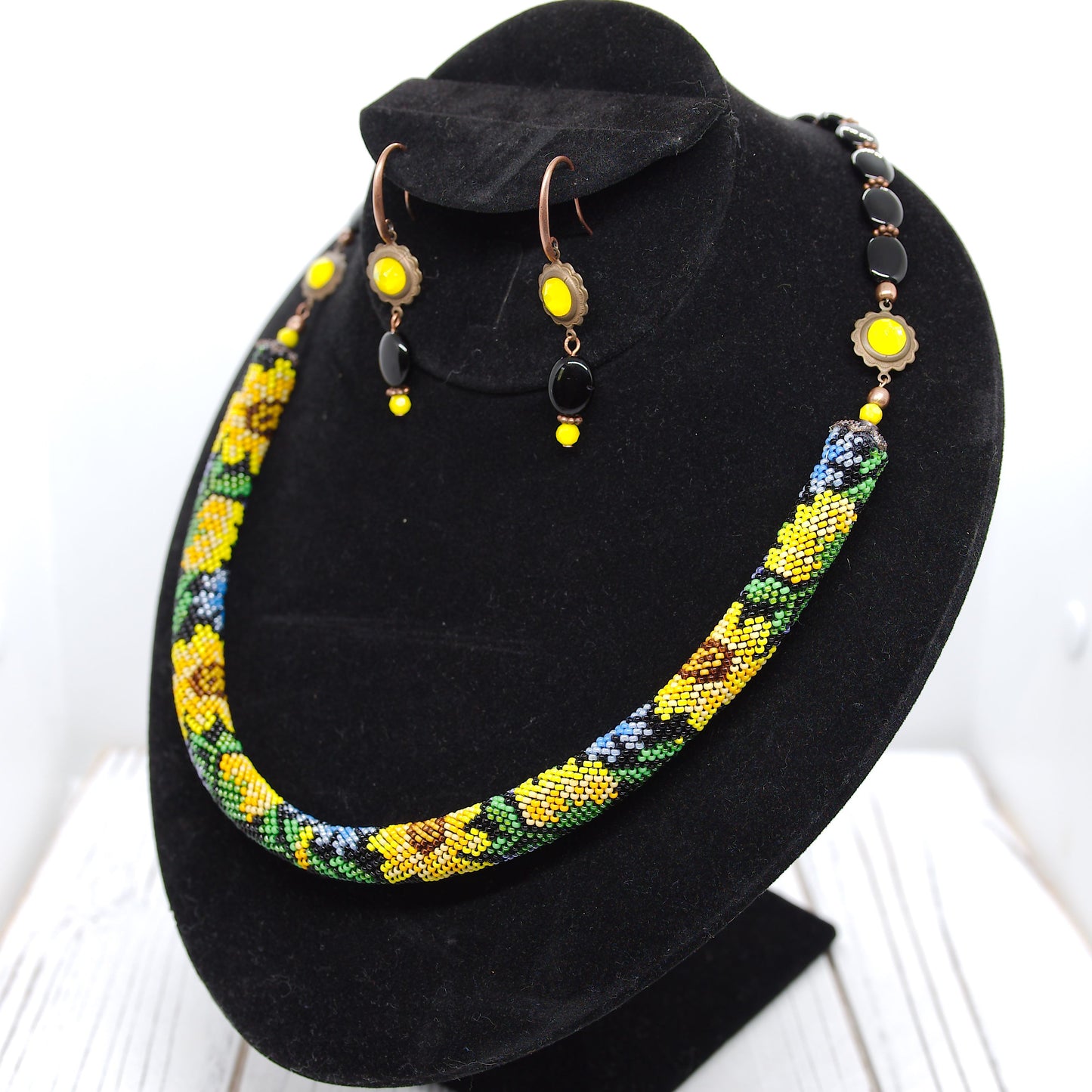Sunflower Glow Necklace Set