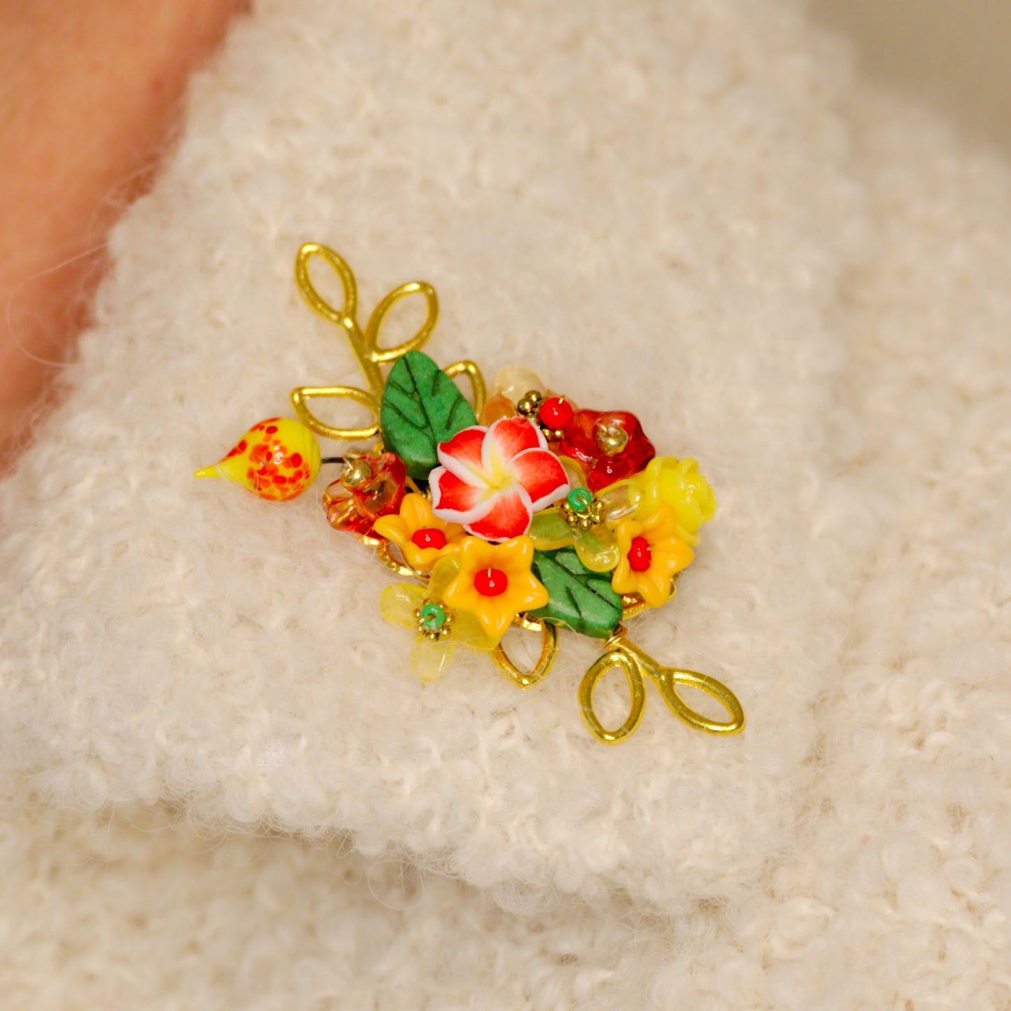 Bahamian Holiday Brooch